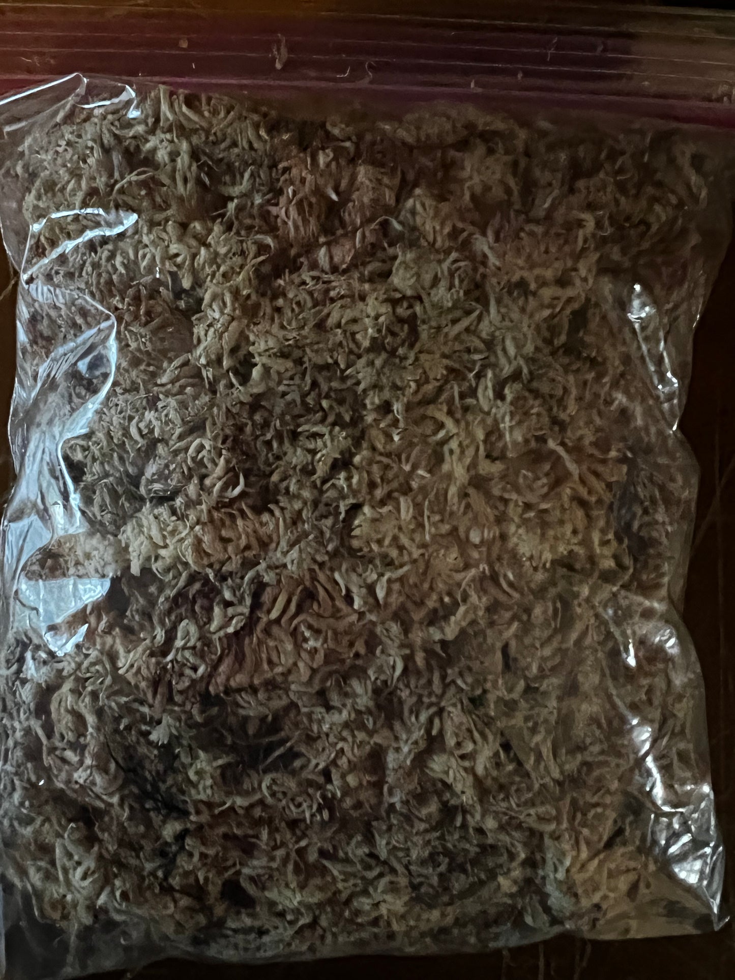 Premium grade long fibered spaghnum moss
